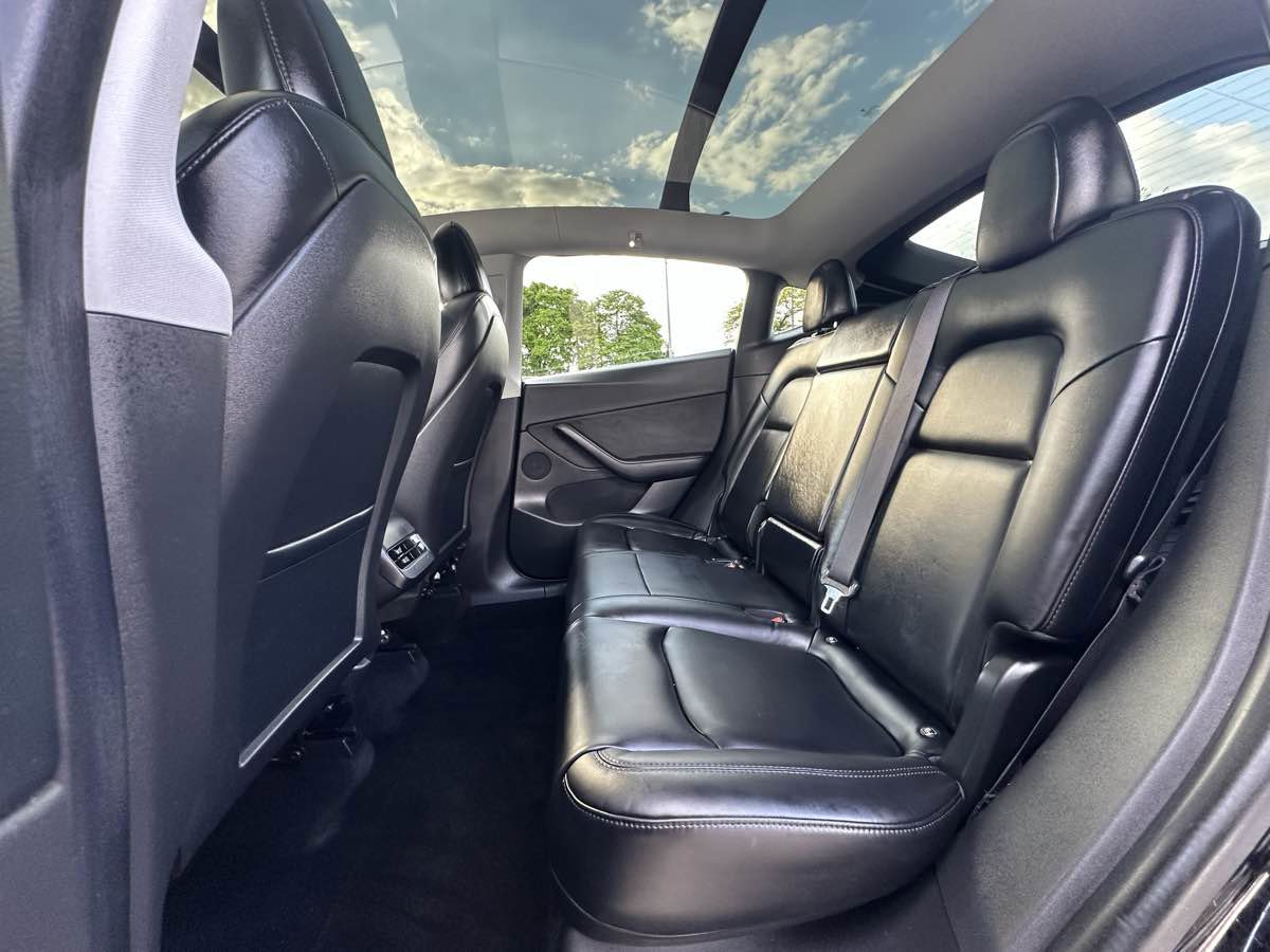 Used 2020 Tesla Model Y Performance AWD/4WD image 33