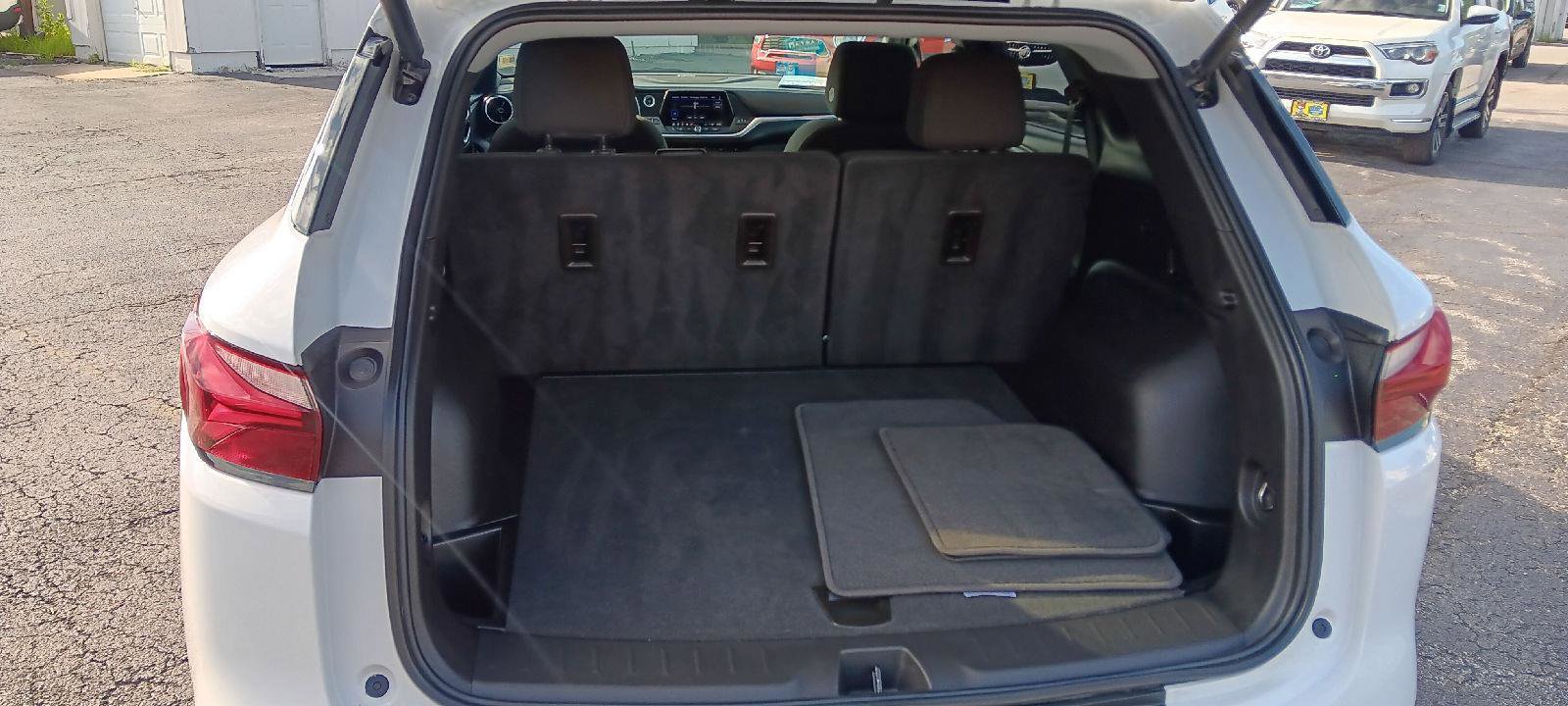 Used 2022 Chevrolet Blazer LT image 31