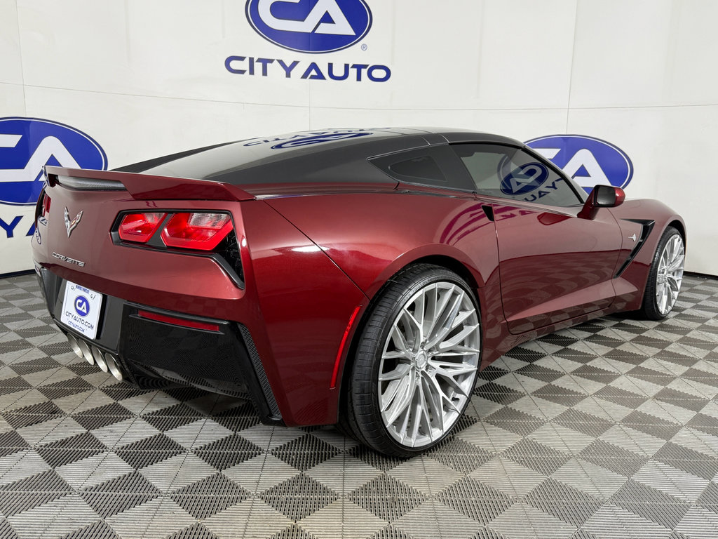 Used 2017 Chevrolet Corvette Stingray Coupe w/ 1LT image 4