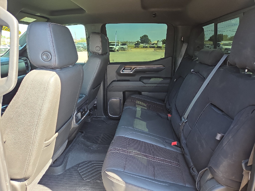 Used 2024 Chevrolet Silverado 1500 High Country w/ Technology Package AWD/4WD image 19