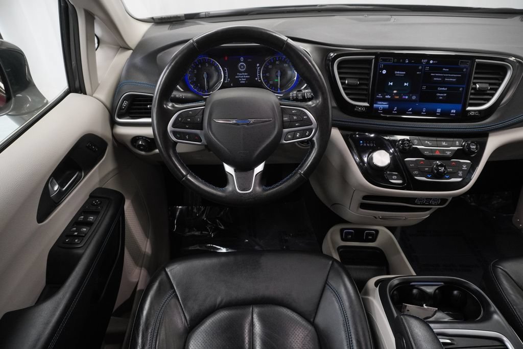 Certified 2021 Chrysler Pacifica Touring-L FWD image 22