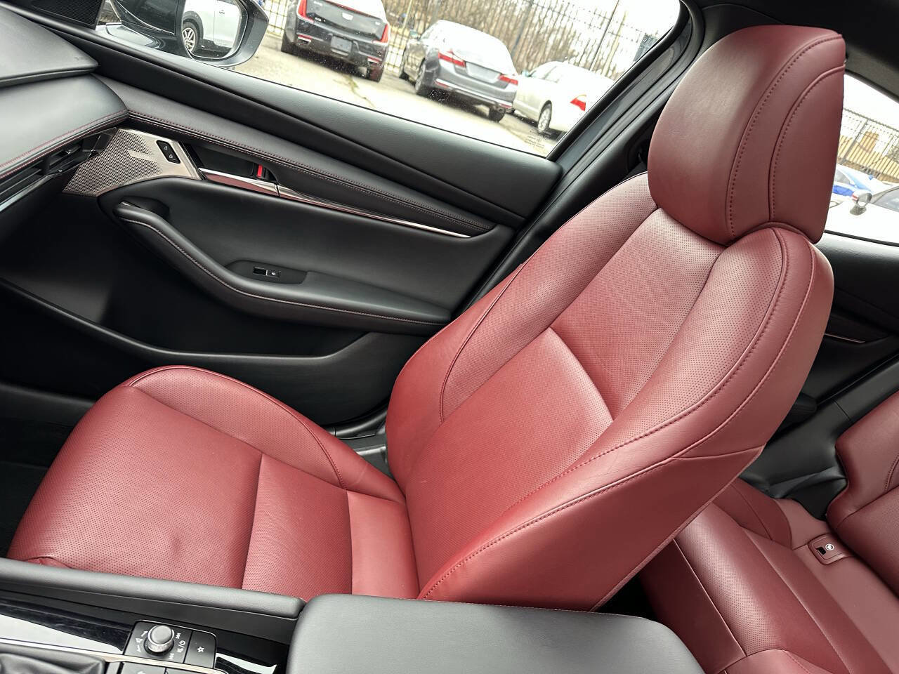 Used 2023 MAZDA MAZDA3 s image 34