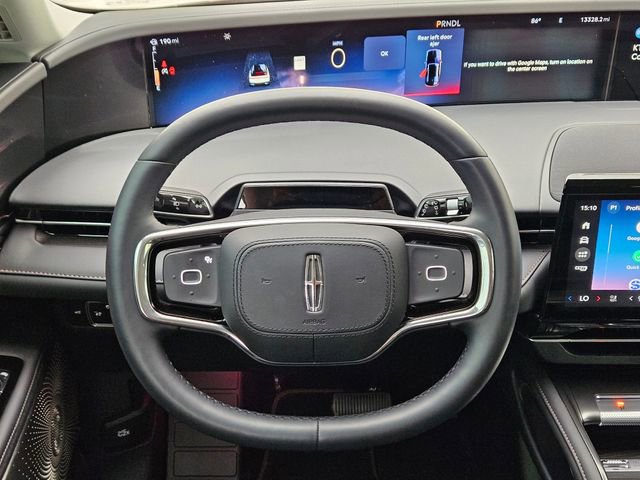 Used 2026 Lincoln Nautilus Reserve image 13
