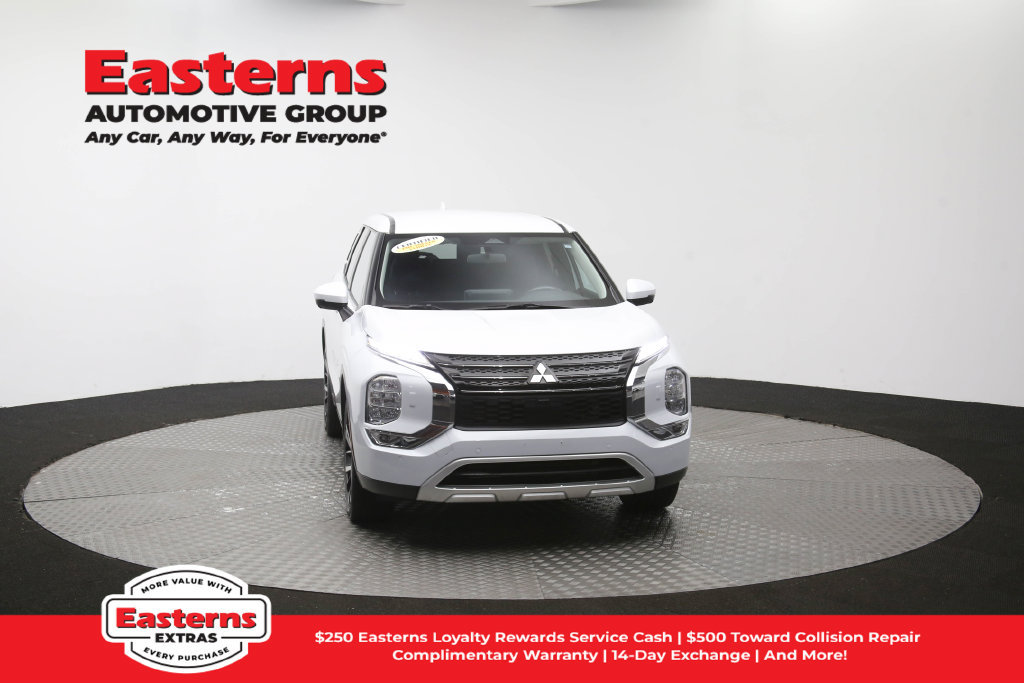 Used 2024 Mitsubishi Outlander SE AWD/4WD image 54