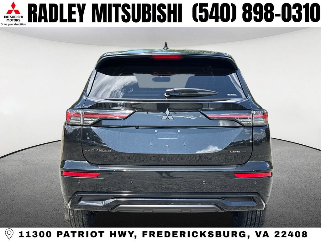 New 2026 Mitsubishi Outlander LE AWD/4WD image 18