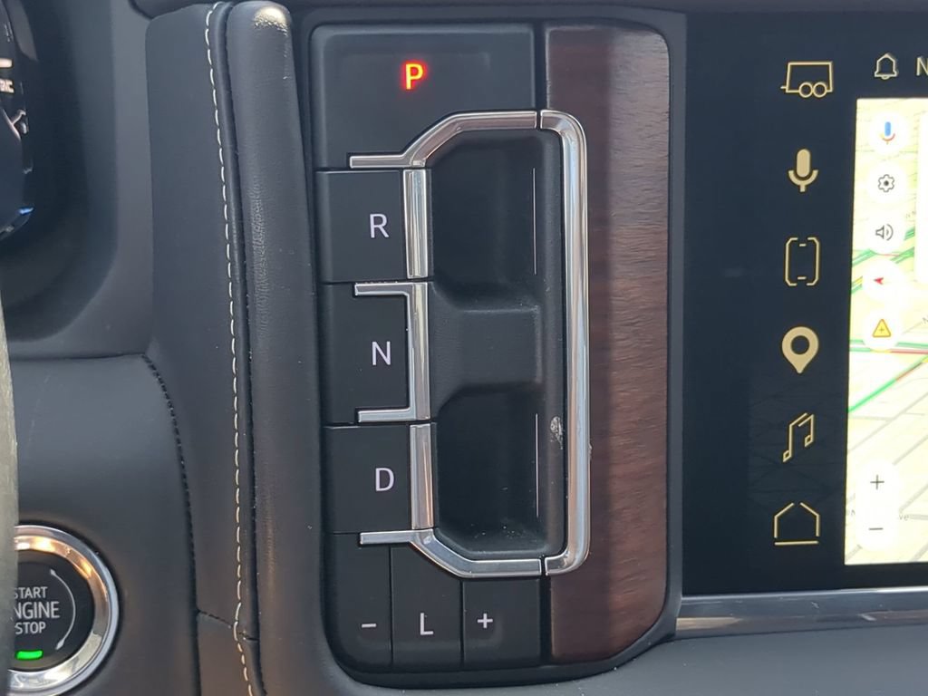 Used 2023 GMC Yukon XL Denali Ultimate AWD/4WD image 31