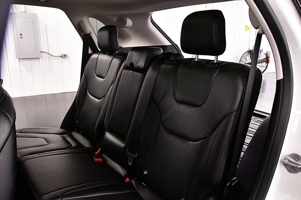 Used 2022 Ford Edge Titanium AWD/4WD image 34