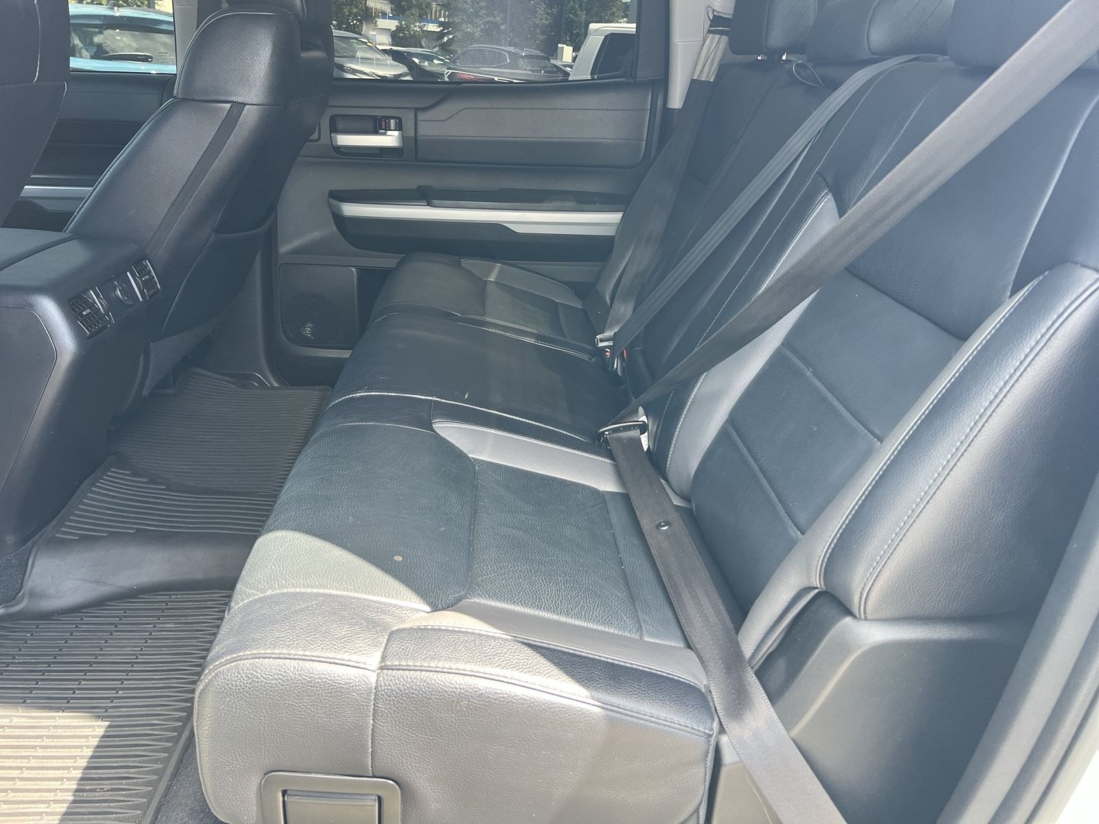 Used 2020 Toyota Tundra Limited w/ Limited Premium Package AWD/4WD image 25
