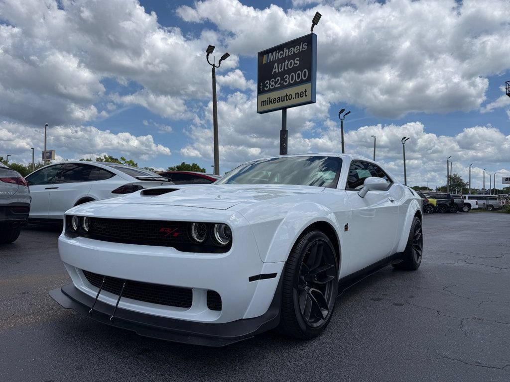 Used 2022 Dodge Challenger R/T Scat Pack RWD image 1