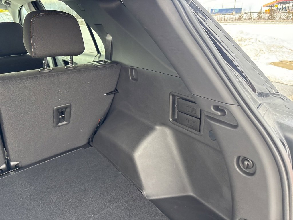Used 2024 Chevrolet Equinox LT w/ LPO, Floor Liner Package image 7
