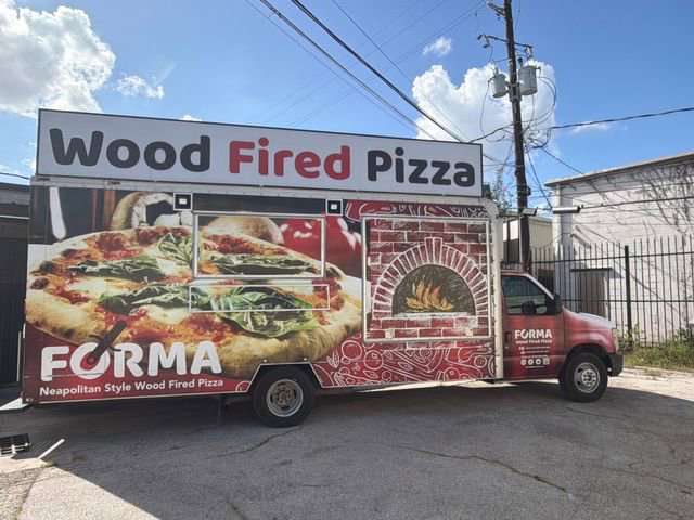 Used 2009 Ford E-350 and Econoline 350 Super Duty image 6