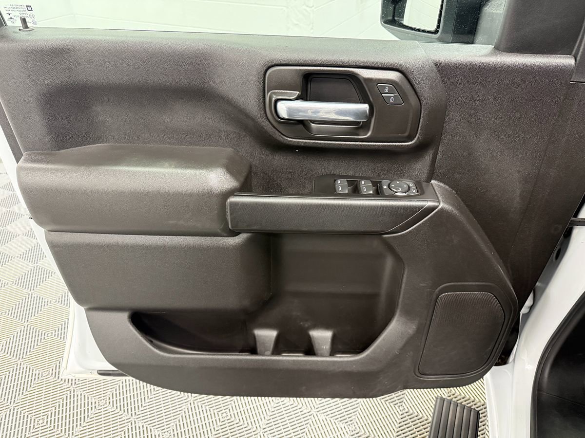 Used 2022 Chevrolet Silverado 2500 W/T w/ WT Fleet Convenience Package RWD image 9