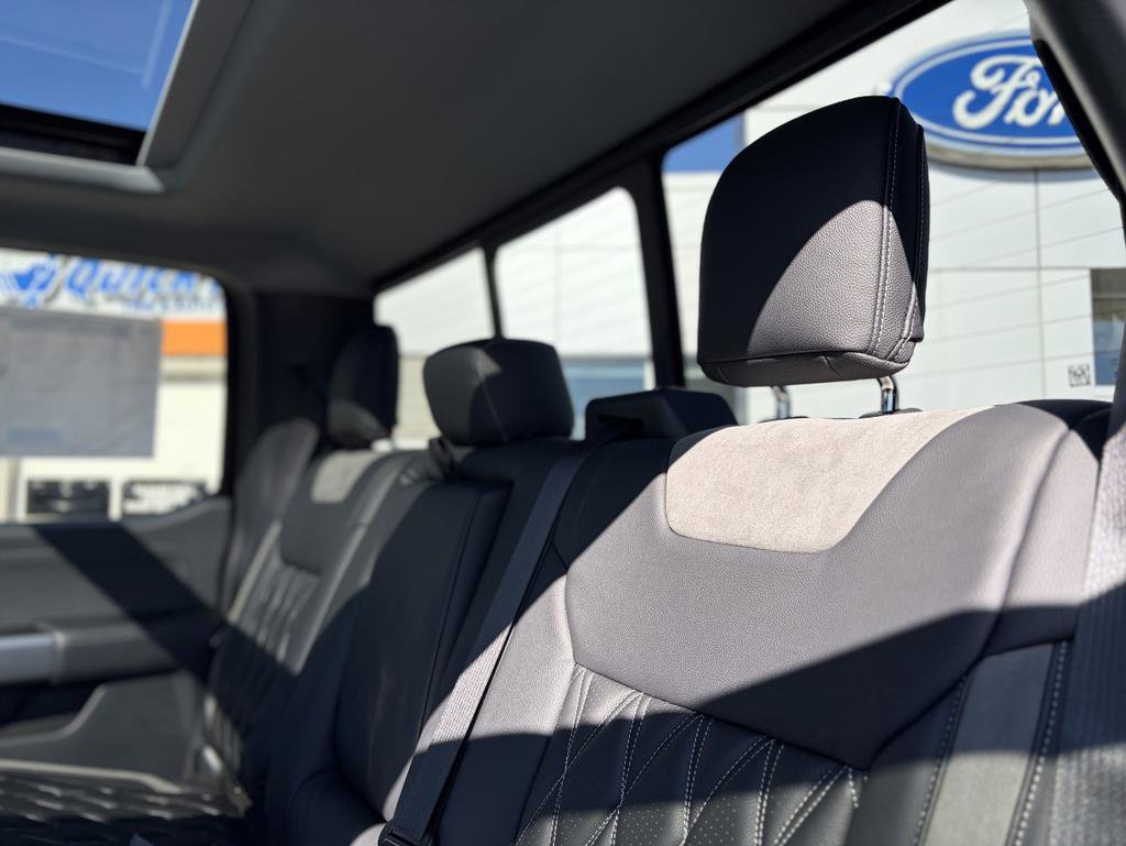 New 2026 Ford F250 Lariat w/ Black Appearance Package image 27