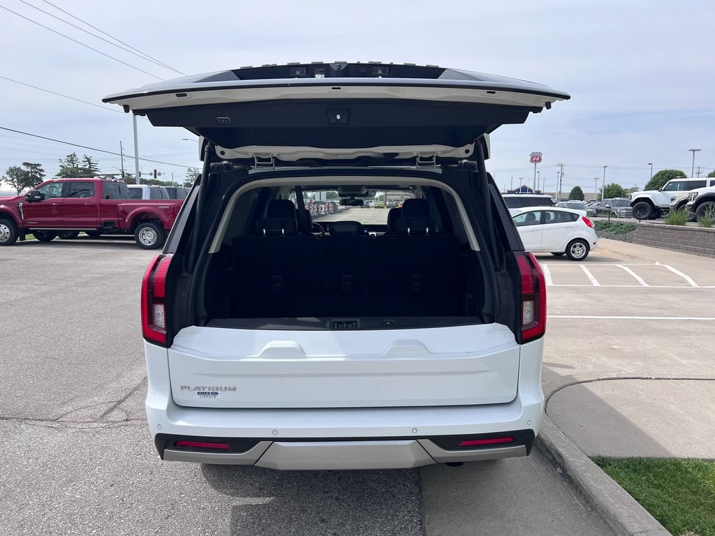 Certified 2025 Ford Expedition Platinum AWD/4WD image 15