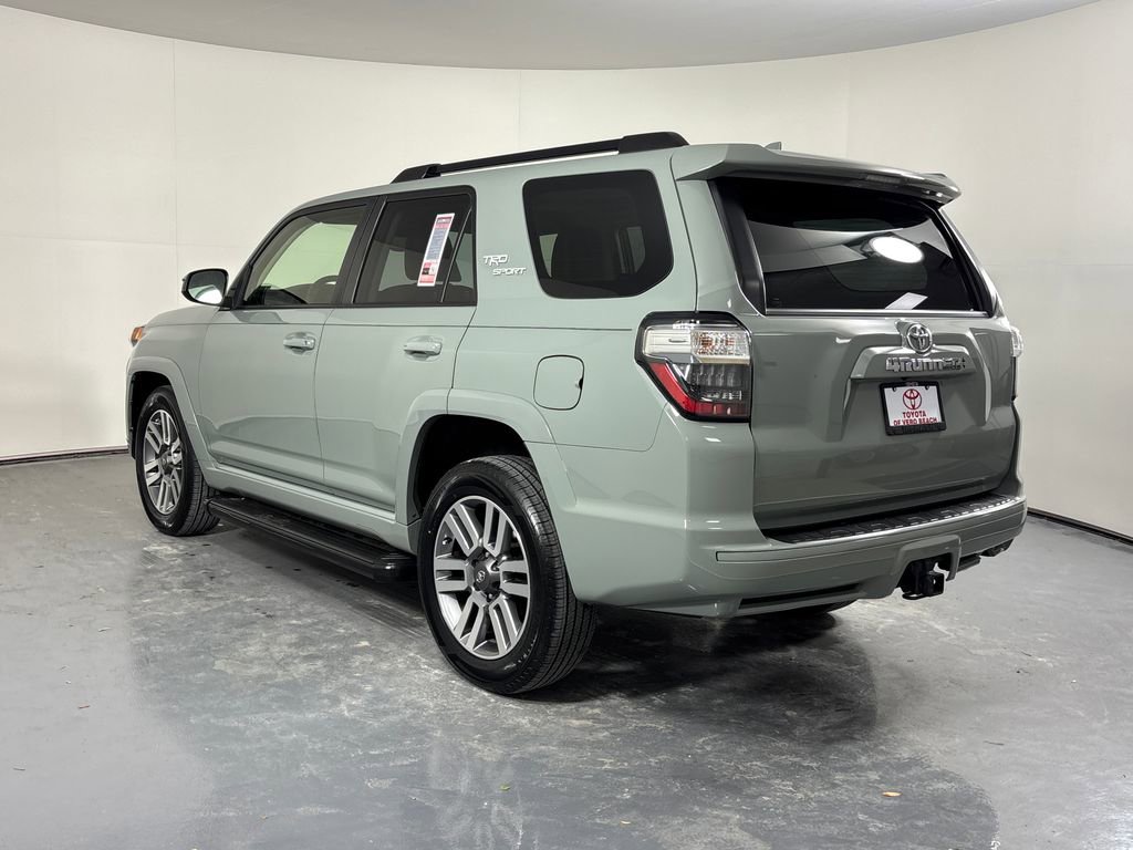 Used 2022 Toyota 4Runner TRD Sport RWD image 4