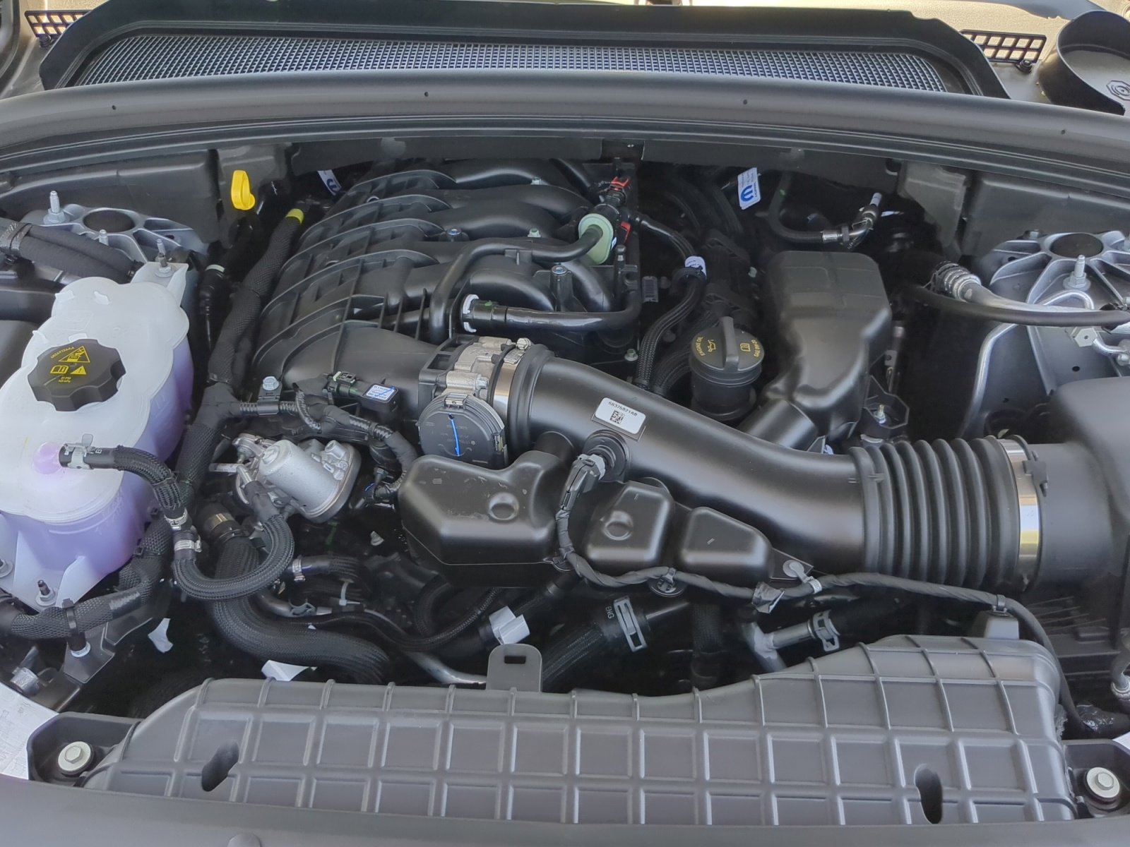 New 2025 Jeep Grand Cherokee Limited w/ Black Appearance Package image 21