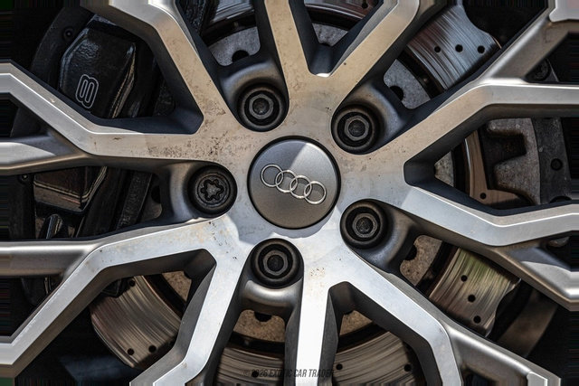 Used 2014 Audi R8 V10 w/ Full Leather Package AWD/4WD image 54