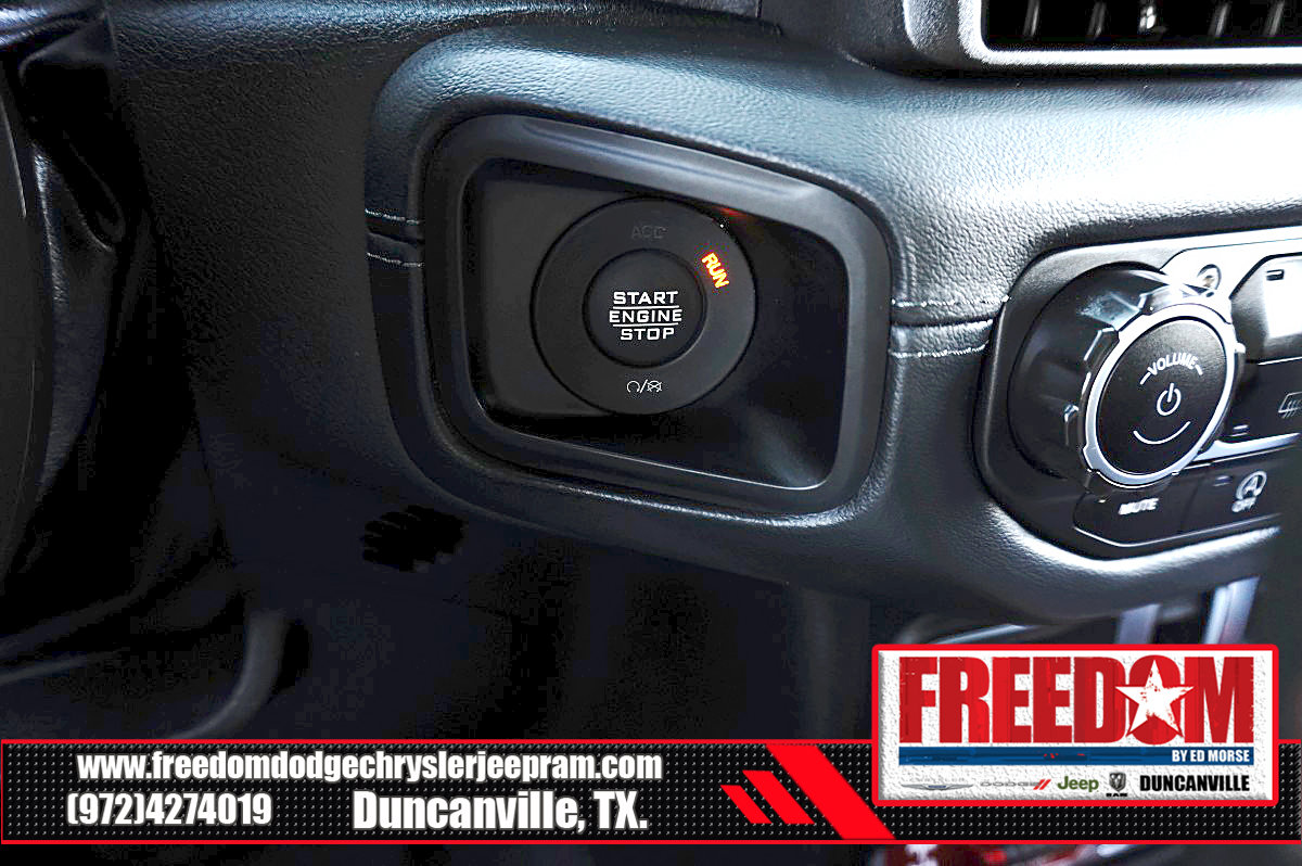 Used 2024 Jeep Wrangler Rubicon AWD/4WD image 29
