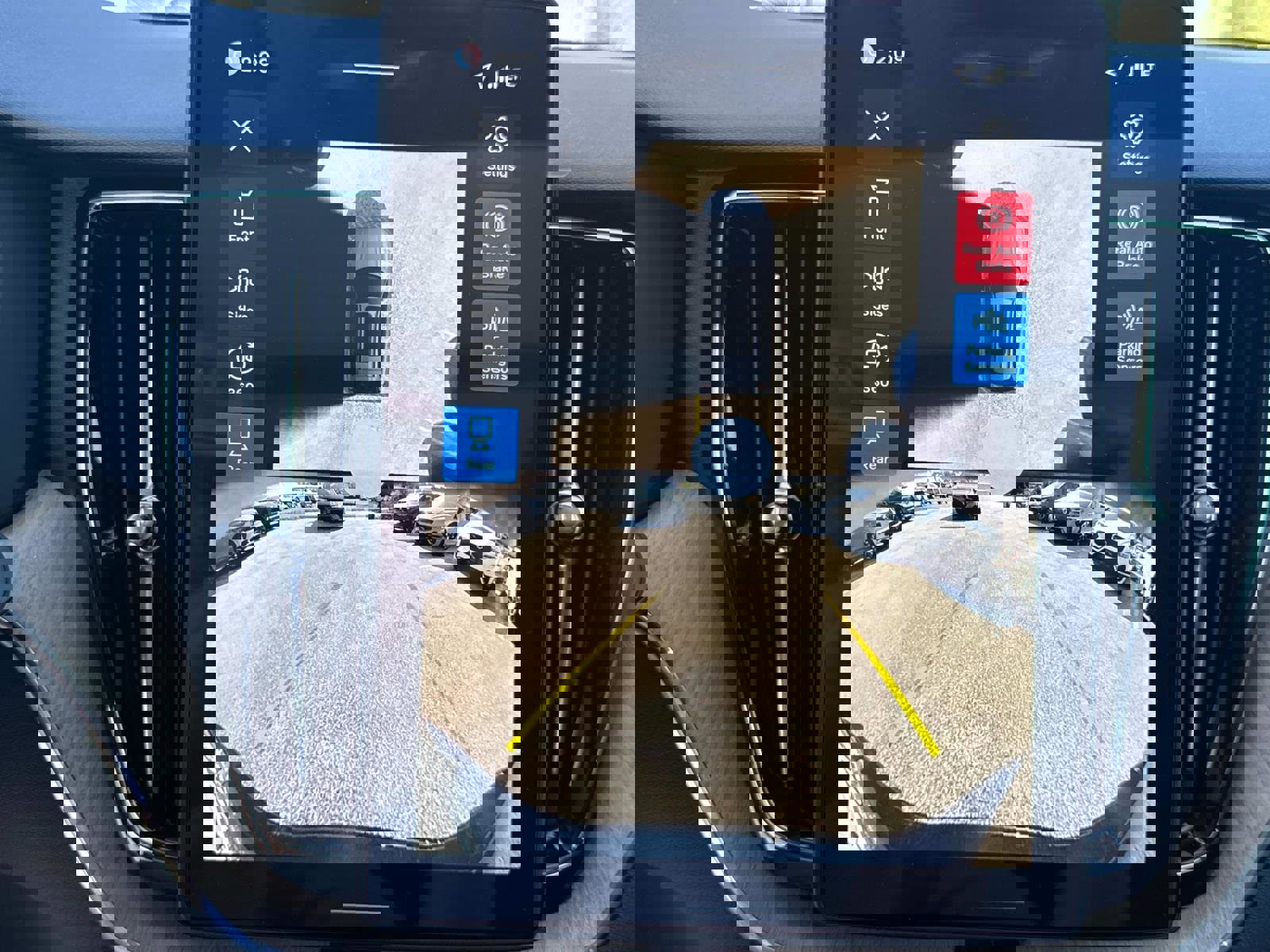 New 2026 Volvo XC60 B5 Plus w/ Climate Package image 23