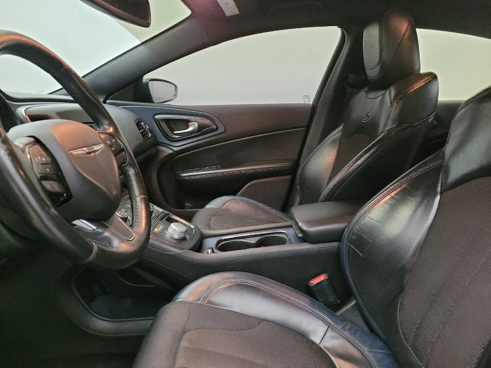 Used 2015 Chrysler 200 S w/ Comfort Group image 17
