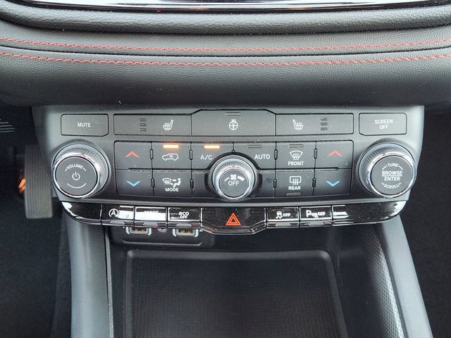 Used 2025 Dodge Durango GT AWD/4WD image 20