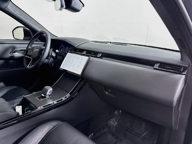Certified 2024 Land Rover Range Rover Velar Dynamic HSE AWD/4WD image 31