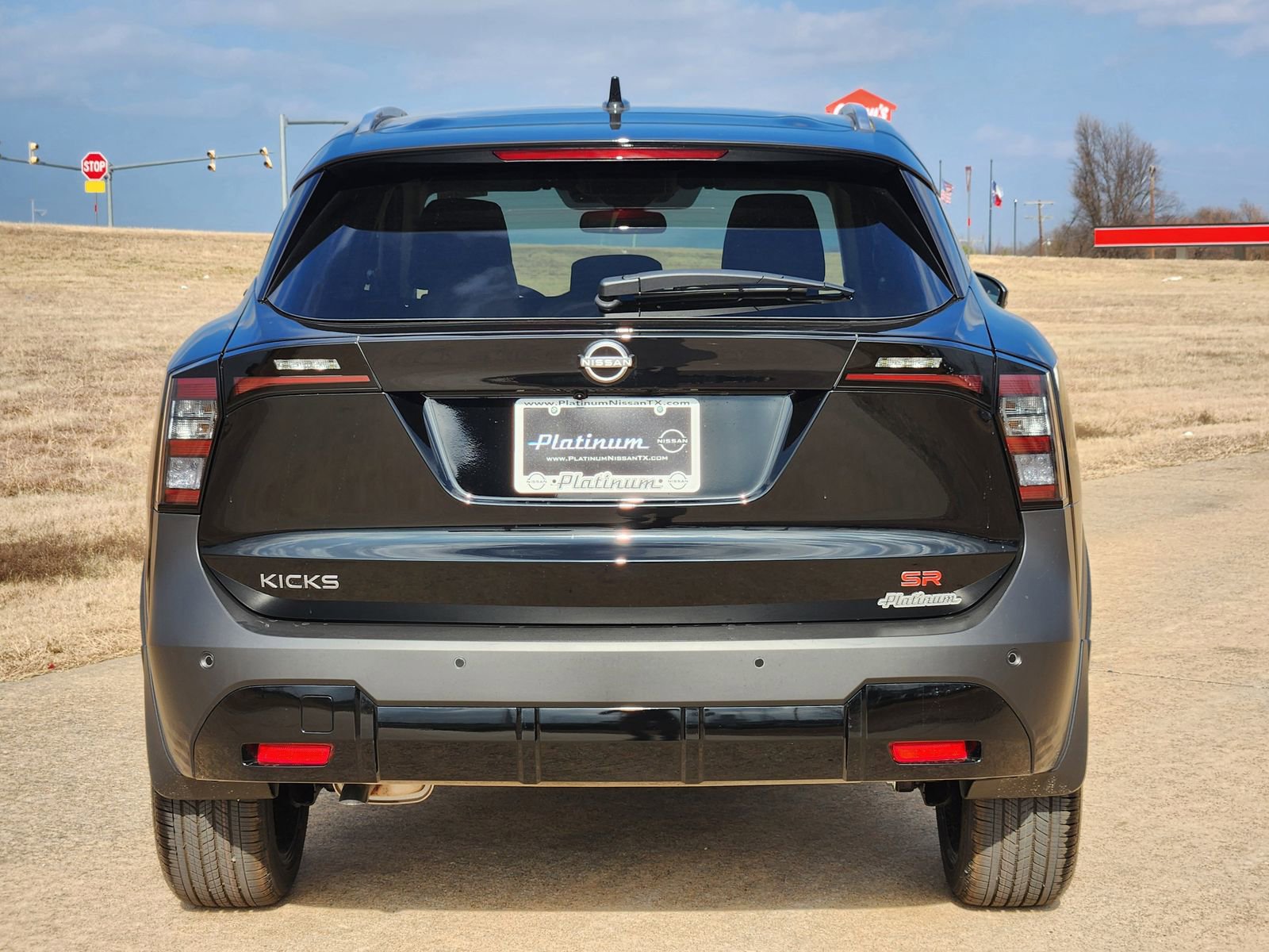 New 2026 Nissan Kicks SR image 8