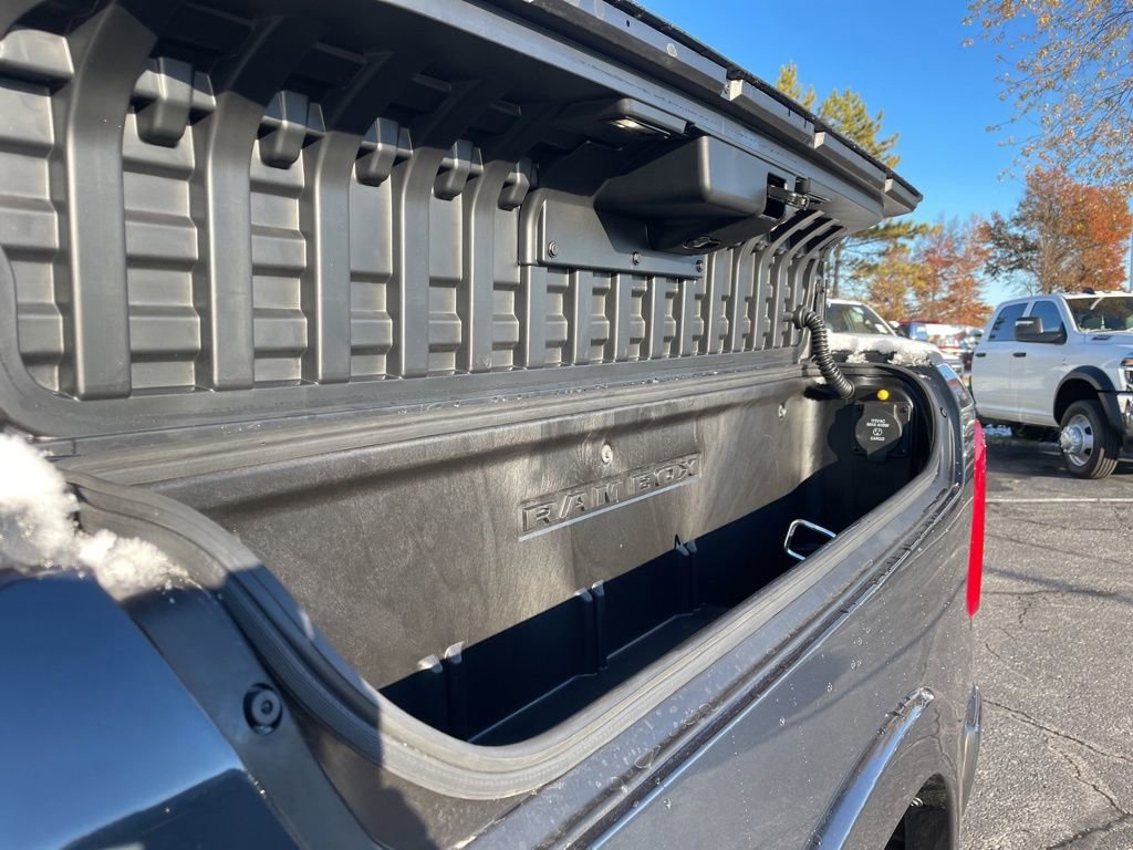 New 2026 RAM 1500 Tungsten w/ Trailer Tow Group image 15