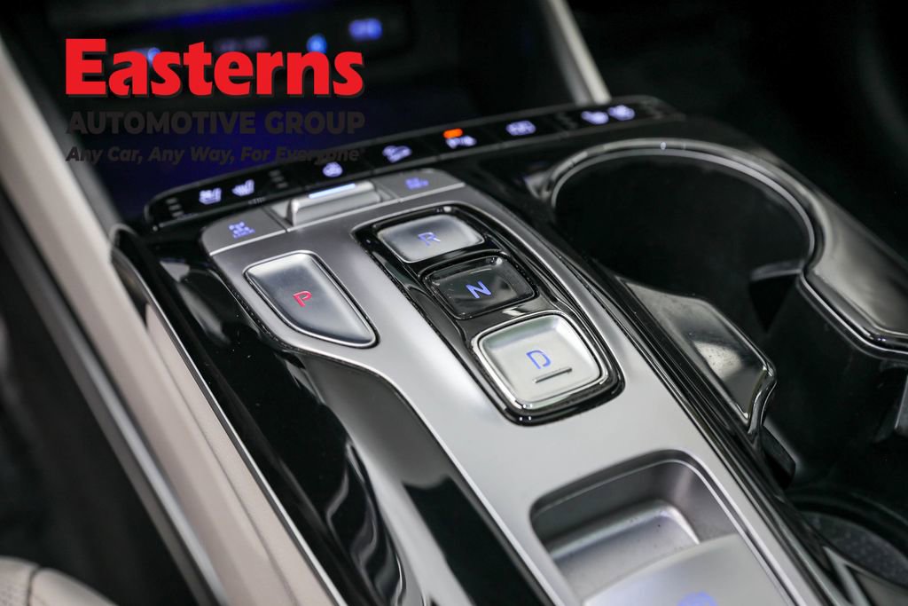 Used 2022 Hyundai Tucson Limited image 12