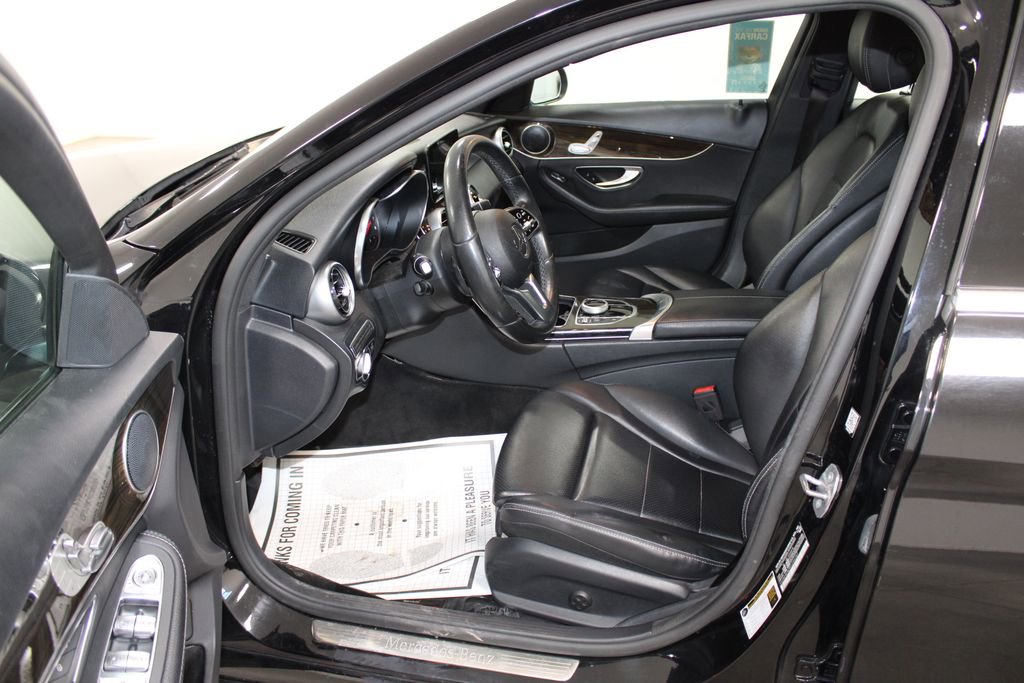 Used 2019 Mercedes-Benz C 300 Sedan image 18