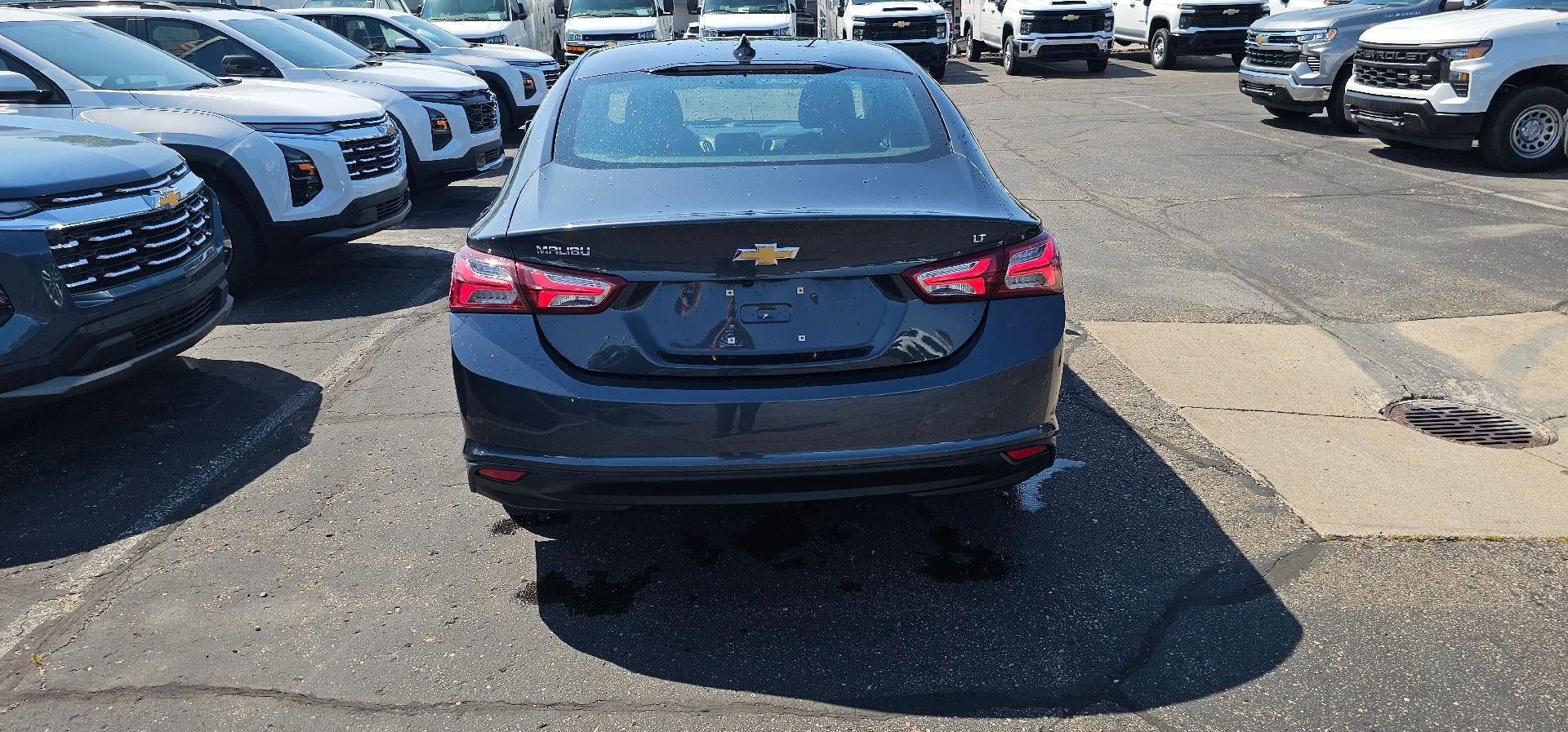 Used 2021 Chevrolet Malibu LT FWD image 6