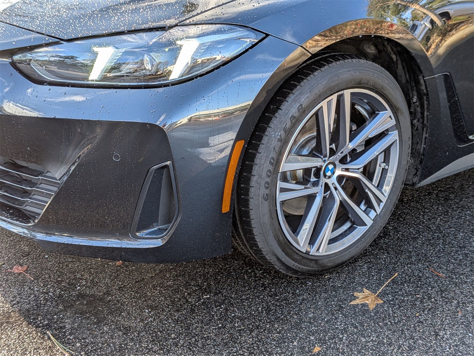 Used 2025 BMW 430i xDrive w/ Premium Package image 9