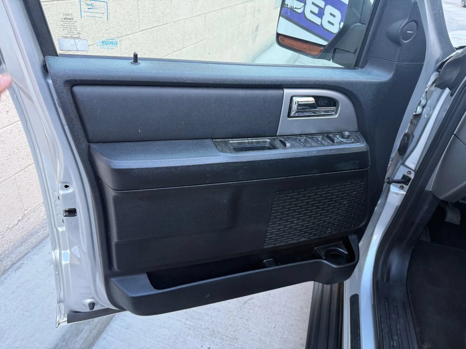 Used 2017 Ford Expedition EL Limited RWD image 15