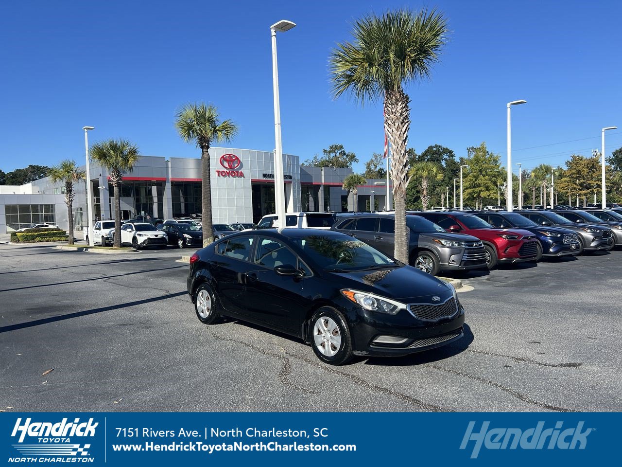Used 2015 Kia Forte LX FWD image 1