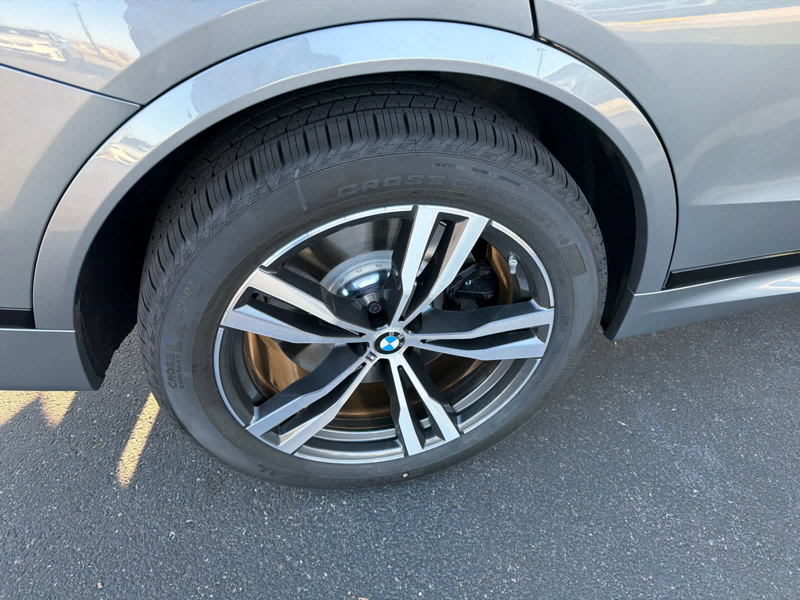 New 2026 BMW X7 M60i image 8