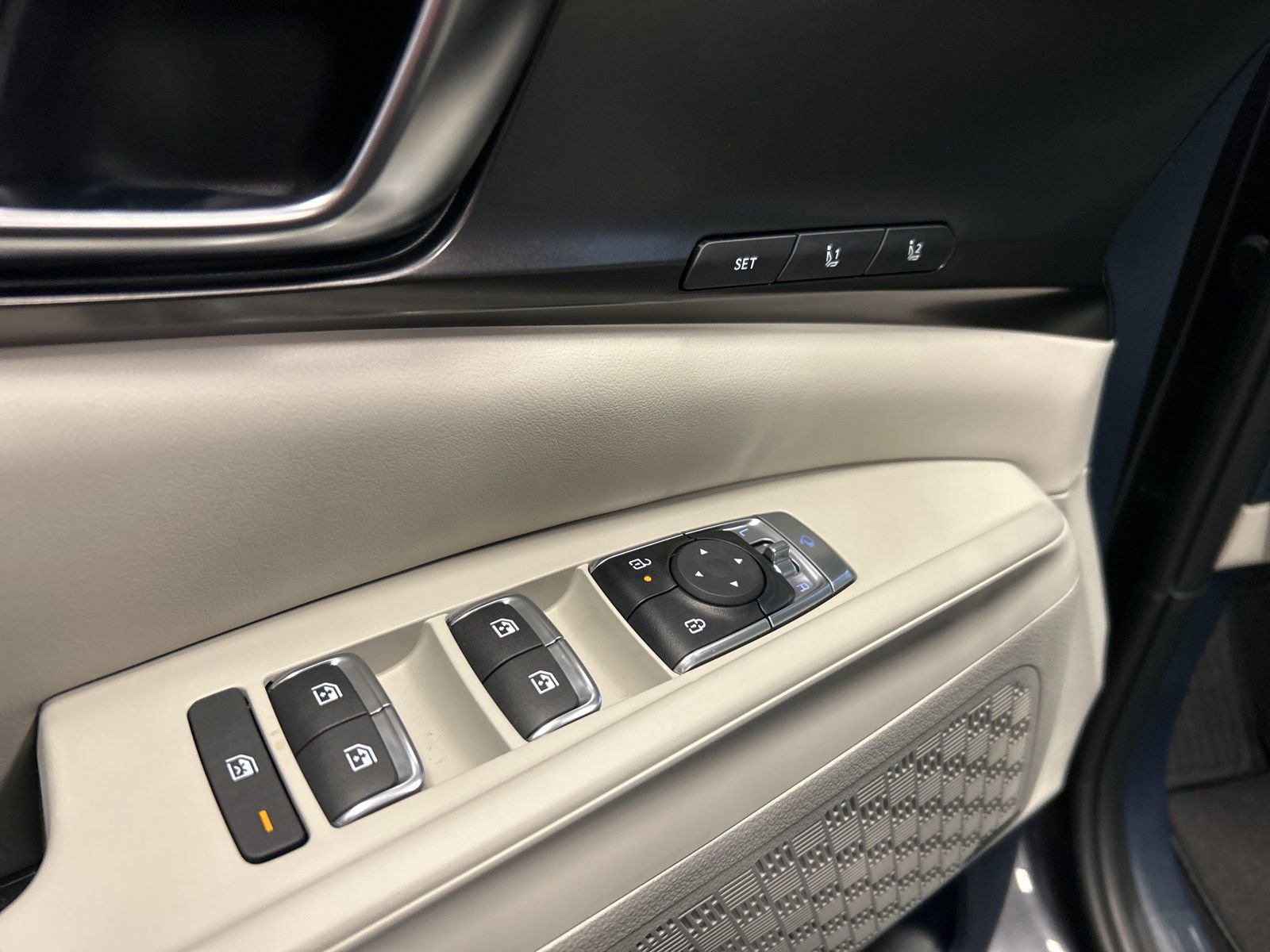 New 2026 Kia Carnival SX Prestige FWD image 19