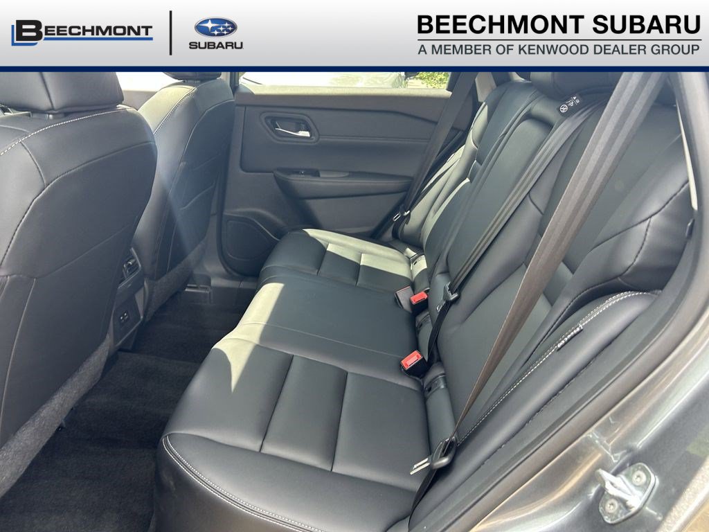 Used 2023 Nissan Rogue SL AWD/4WD image 24