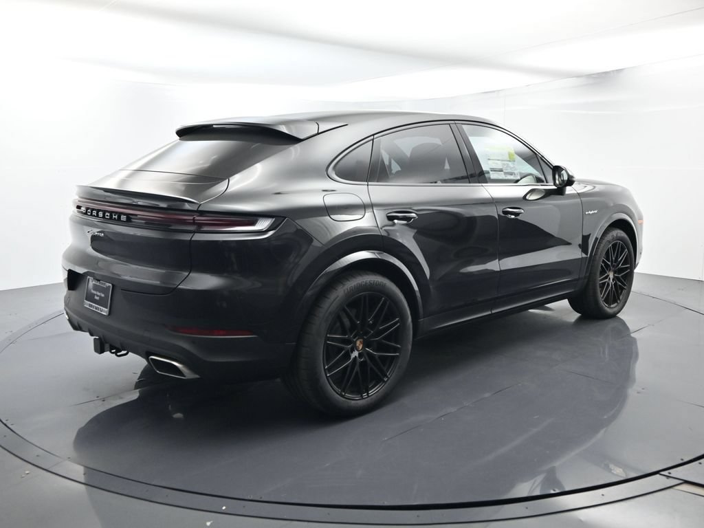 Certified 2026 Porsche Cayenne E-Hybrid Coupe AWD/4WD image 15