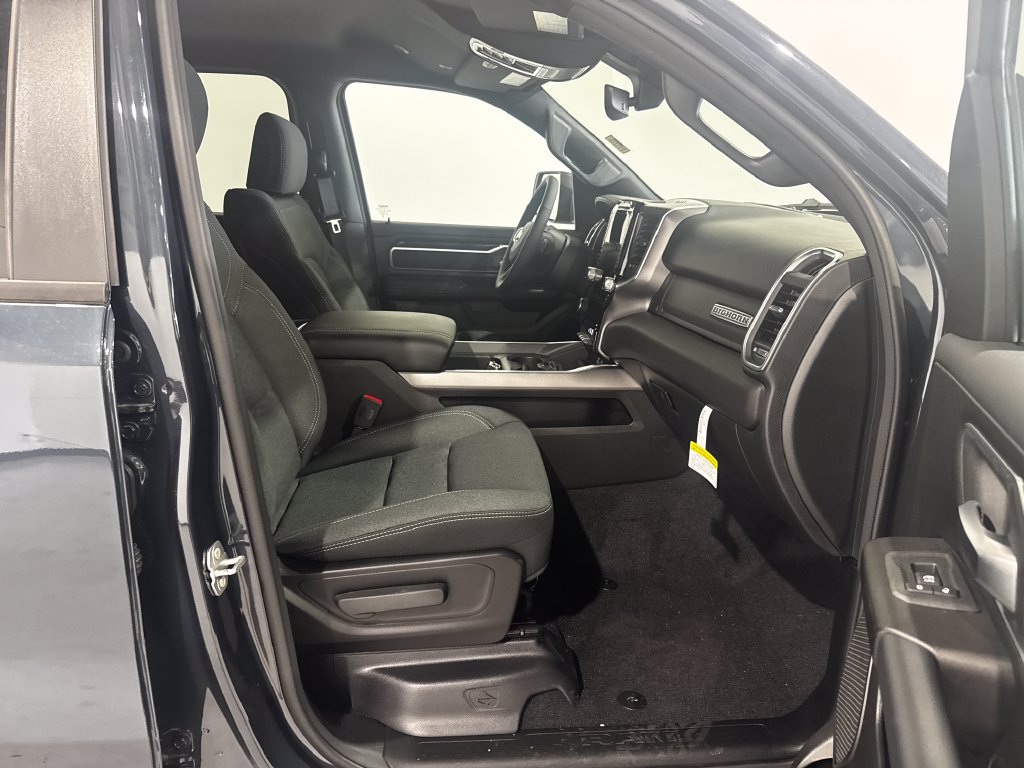 New 2026 RAM 1500 Big Horn AWD/4WD image 22
