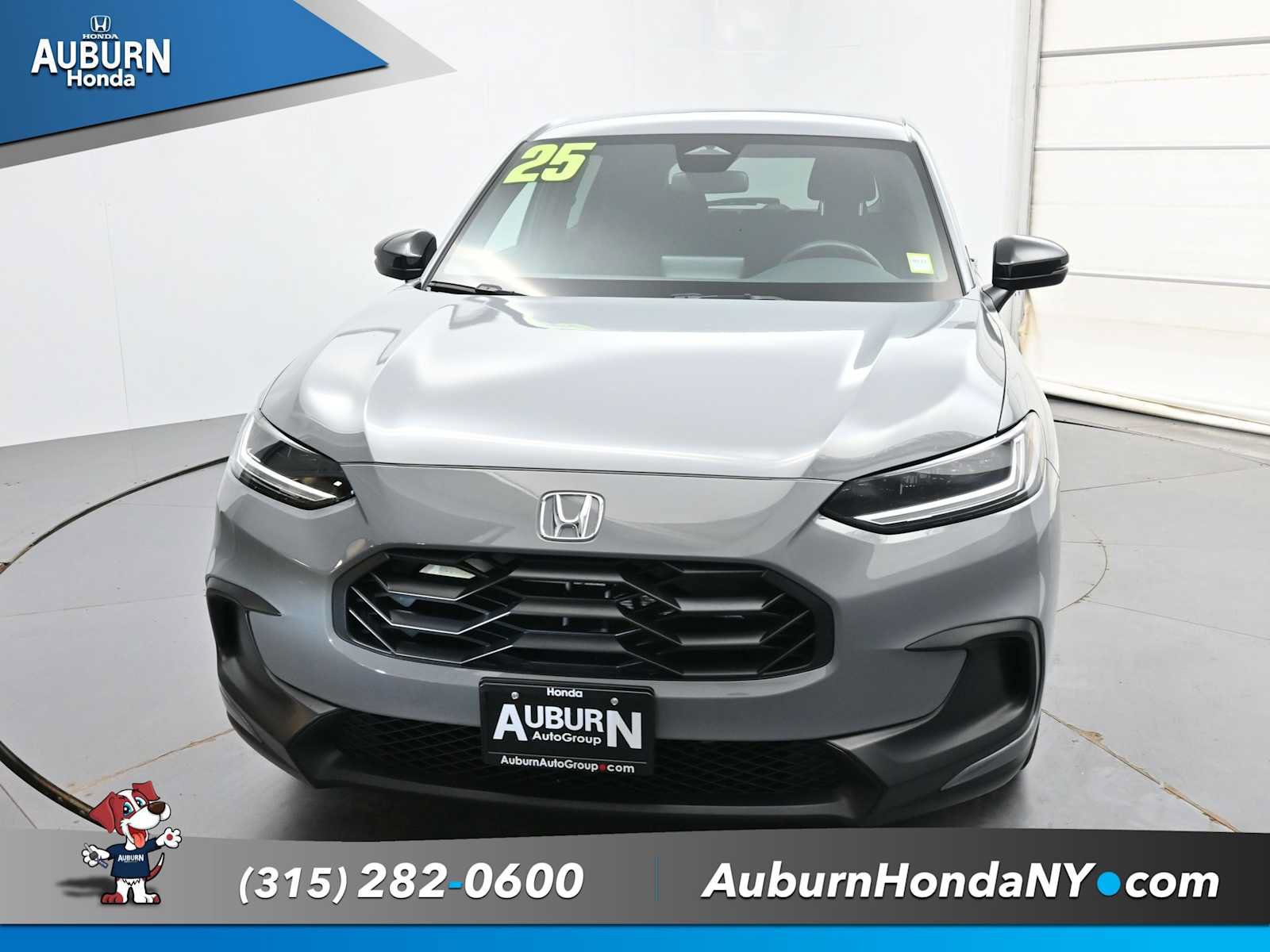 Used 2025 Honda HR-V Sport image 3