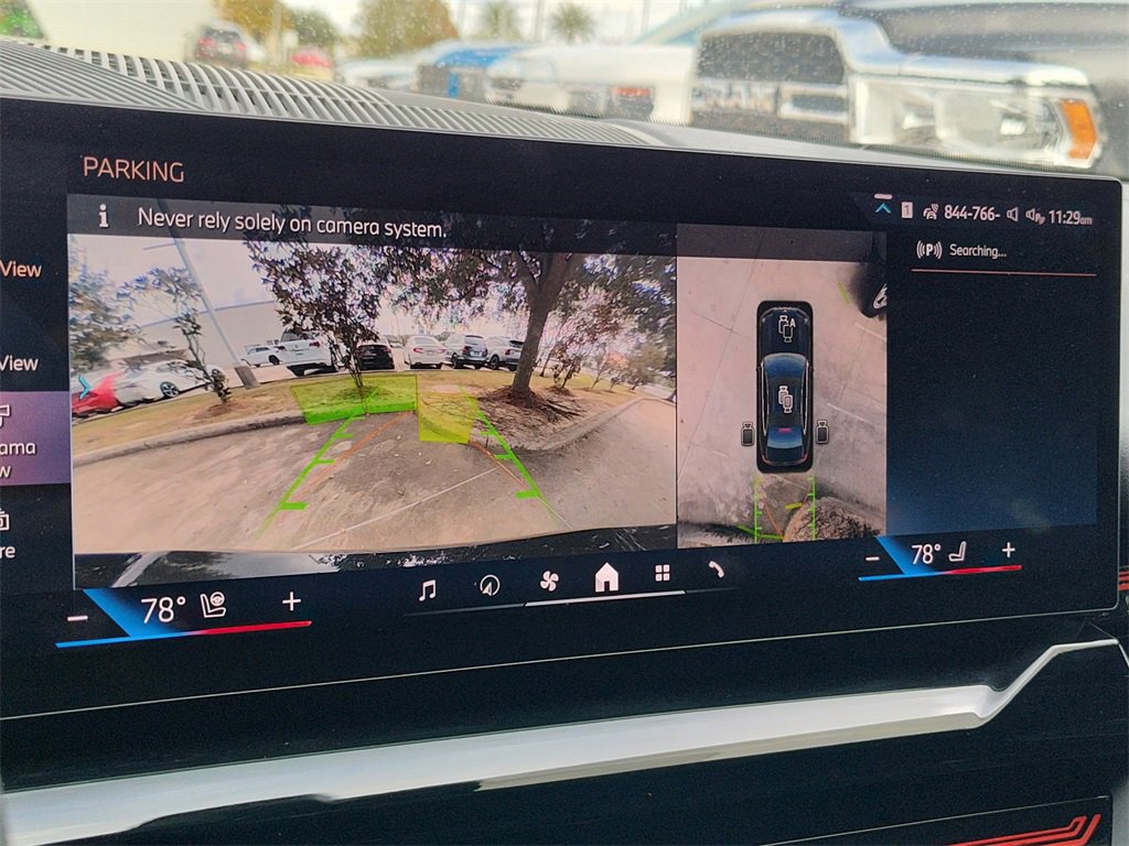 Used 2024 BMW 530i w/ Premium Package image 39