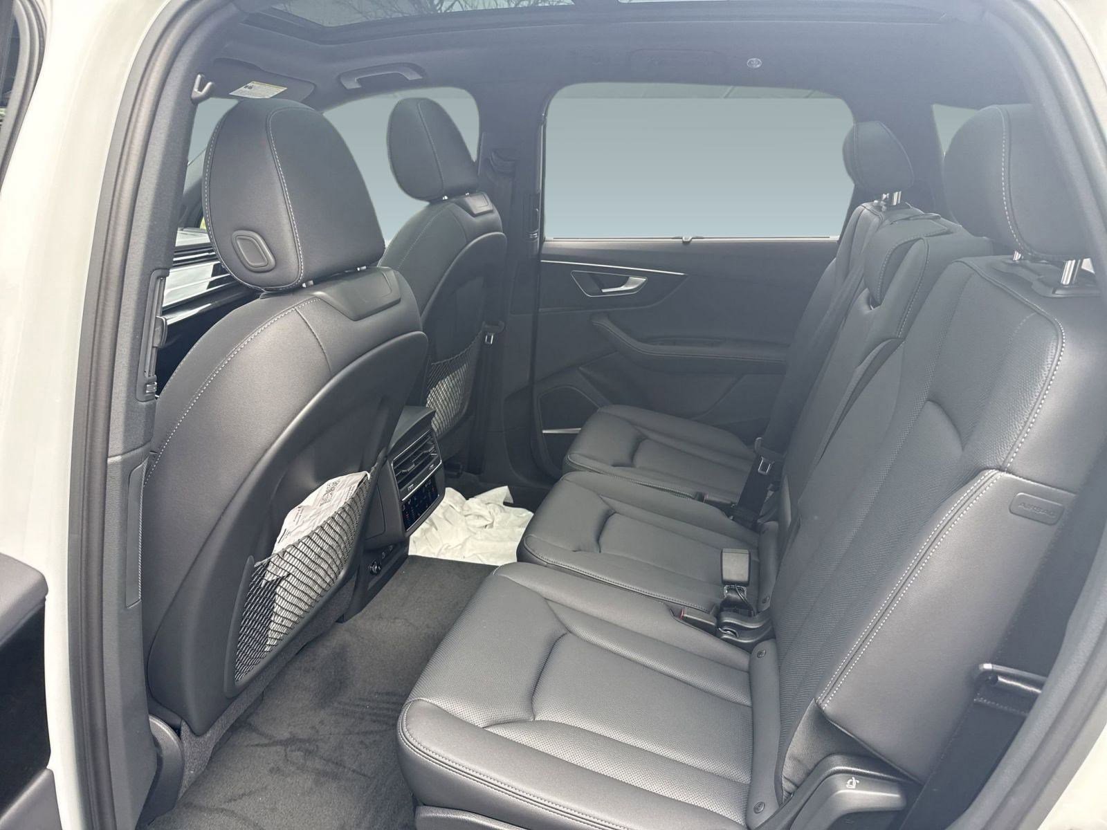 New 2025 Audi Q7 3.0T Premium Plus image 15