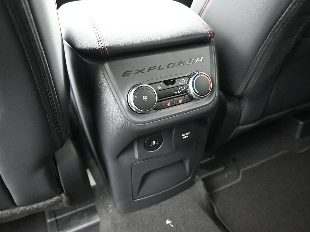 New 2026 Ford Explorer ST-Line w/ ST-Line Street Pack RWD image 21