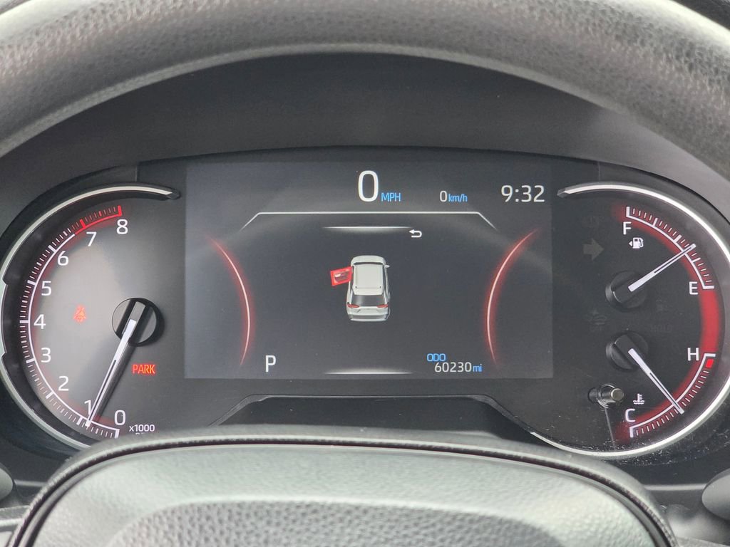 Used 2024 Toyota RAV4 LE AWD/4WD image 19