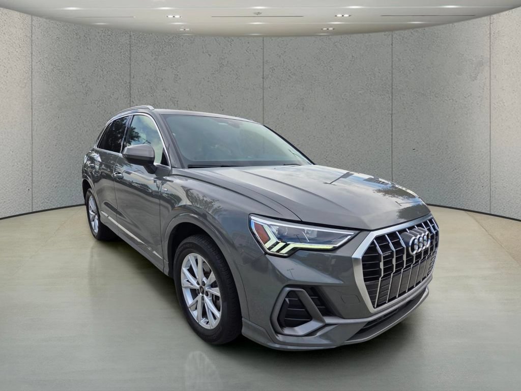 Used 2023 Audi Q3 2.0T Premium AWD/4WD image 7