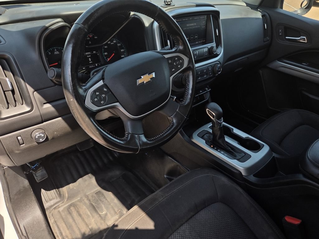 Used 2022 Chevrolet Colorado LT w/ Fleet Safety Package RWD image 29