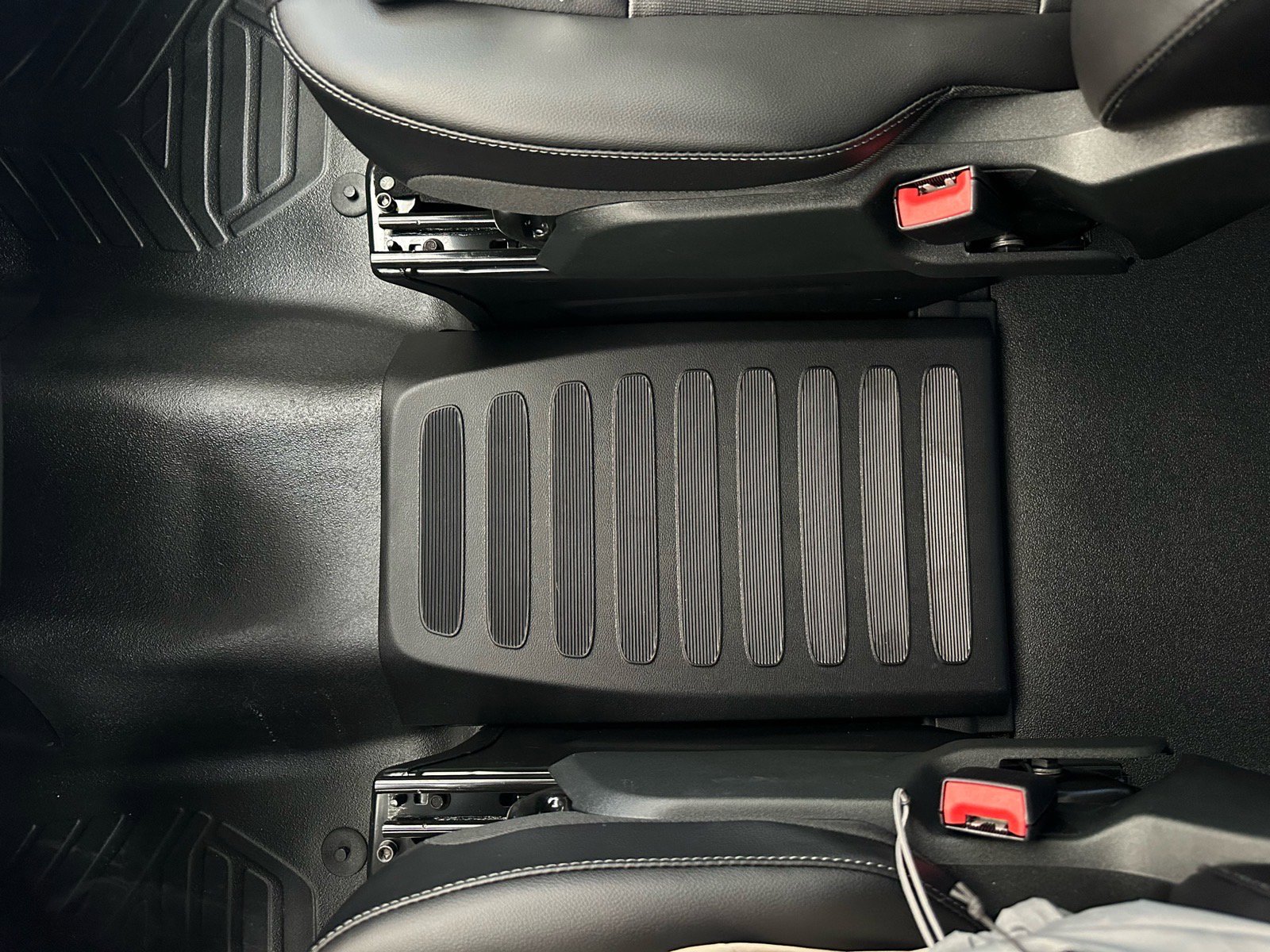 New 2026 Ford Transit 250 148 Medium Roof w/ Exterior Upgrade Package image 42