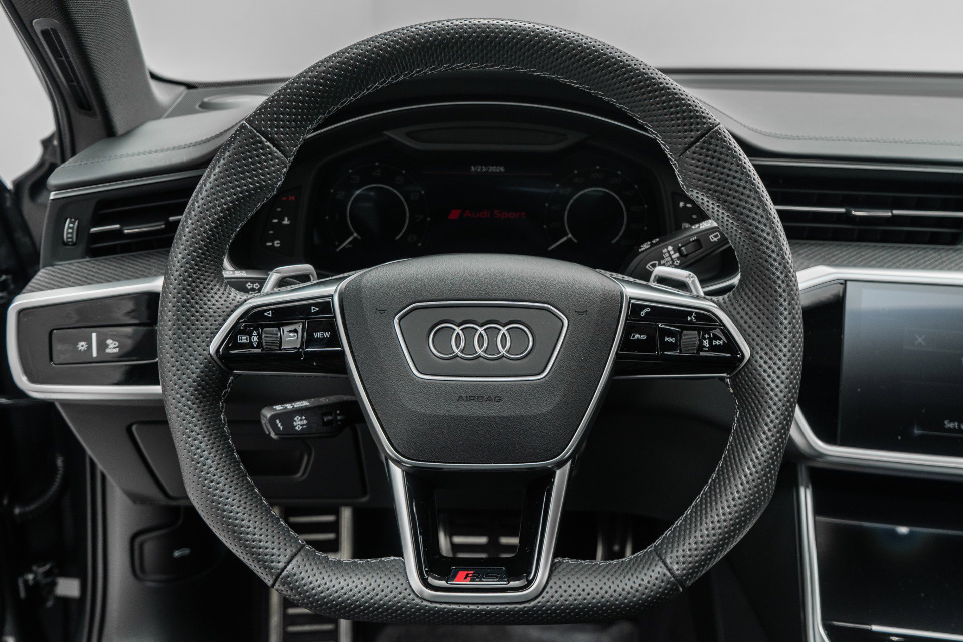Used 2023 Audi RS 6 AWD/4WD image 15