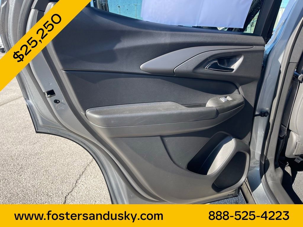 Used 2023 Chevrolet TrailBlazer RS w/ Convenience Package image 20