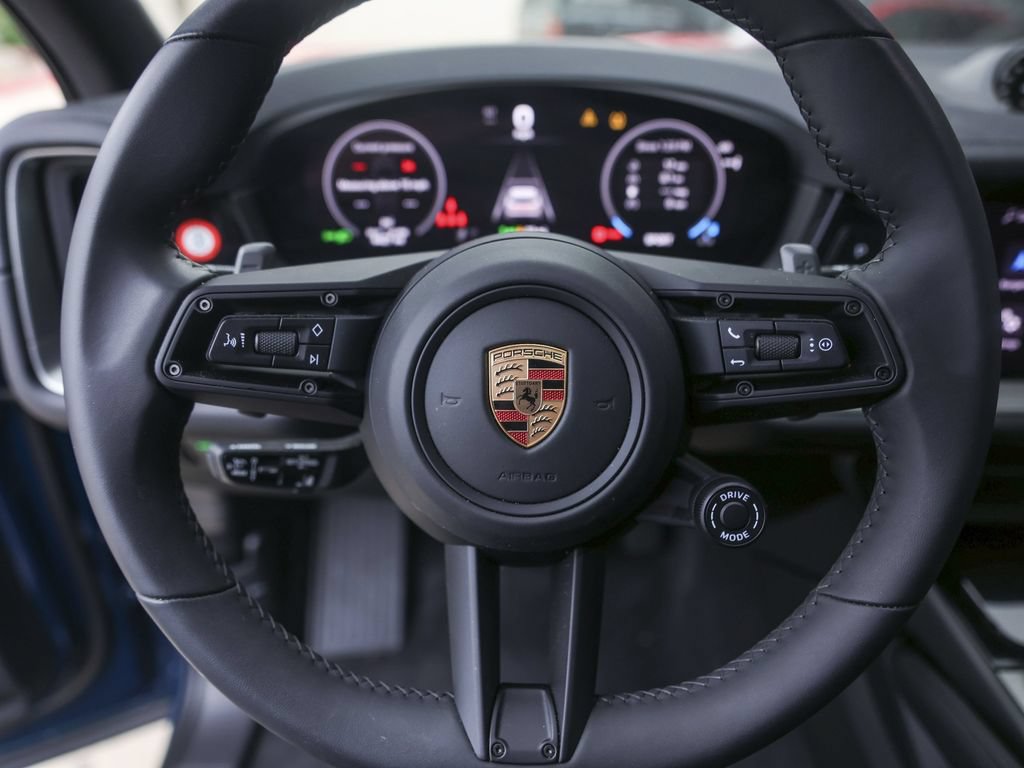 Certified 2025 Porsche Cayenne E-Hybrid AWD/4WD image 19